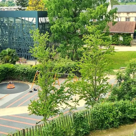 Le Chaleureux - 5 Min Du Centre Avec Jardin *